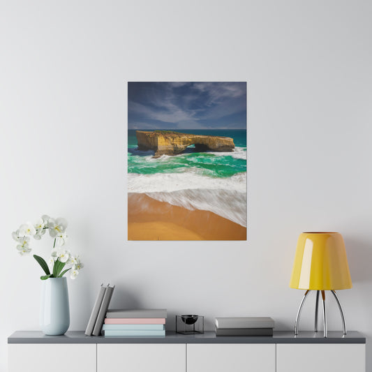 The London Bridge arch with crashing waves printed on a stretched matte canvas